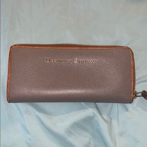 Dooney & Bourke wallet